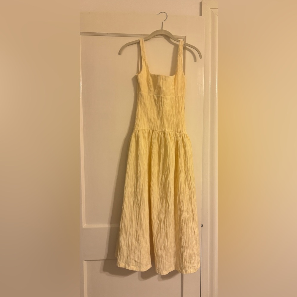 Zara Light Yellow Garment